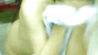 Gledajte super hardcore porno video u kojem se pojavljuje droljasta riba Angel Smalls. Ona uzima tvrdi penis u rastegnutu ali rupu i stenje od bola i zadovoljstva.